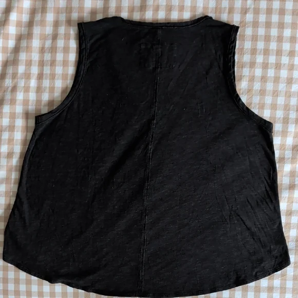 C&C California Women's Black Sleeveless Flowy Tank Top - Picture 4 of 6
